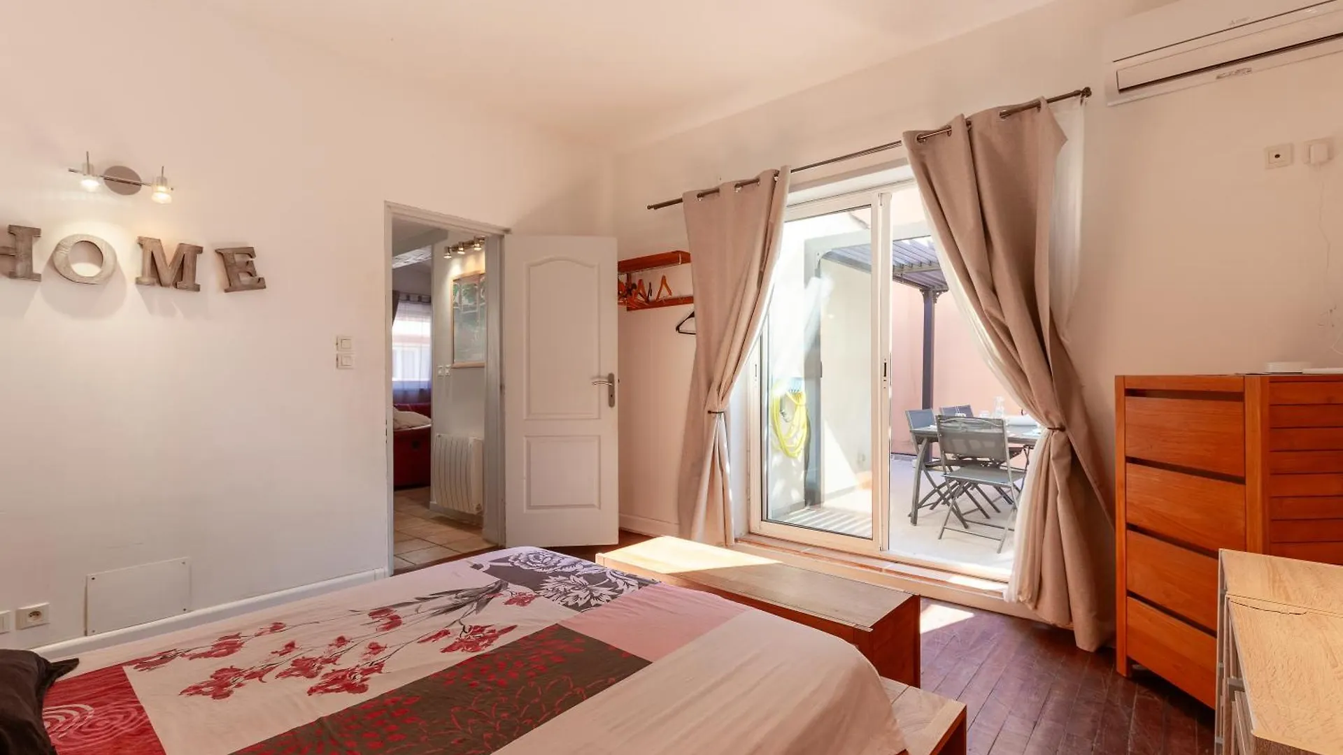 Appartement Spacieux Sanary-sur-Mer 0*,